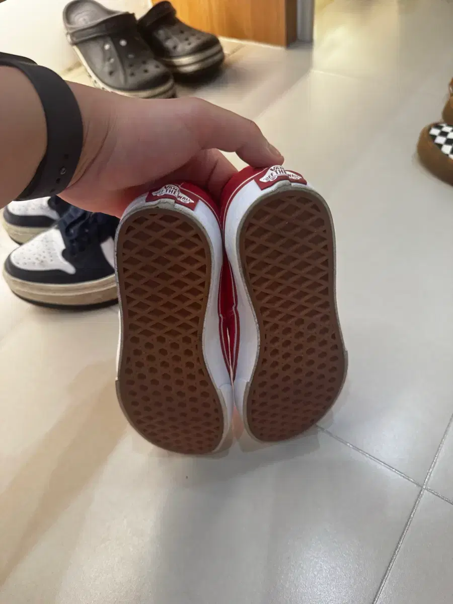 thumbnail-2